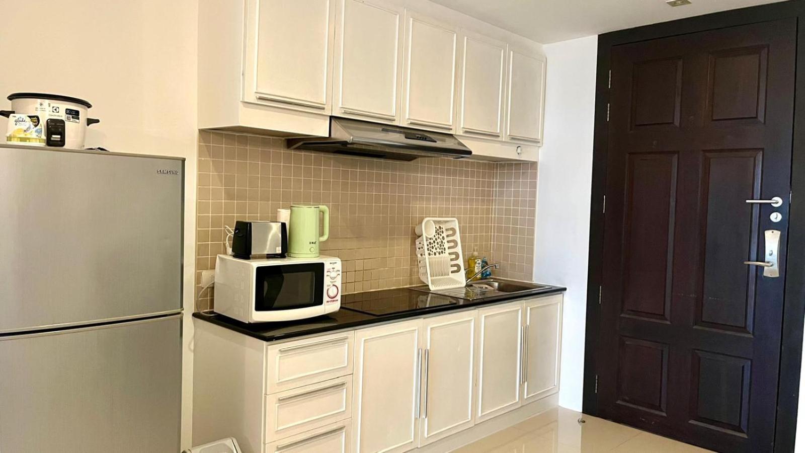 630 1 Bedroom1bath 1 Km Walking To *
