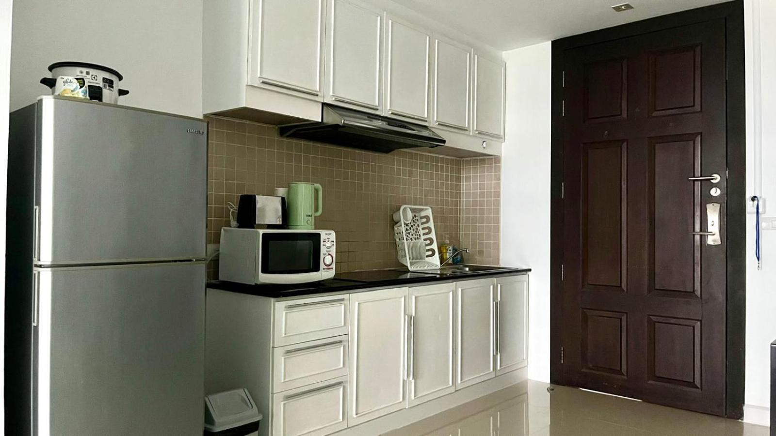 630 1 Bedroom1bath 1 Km Walking To *